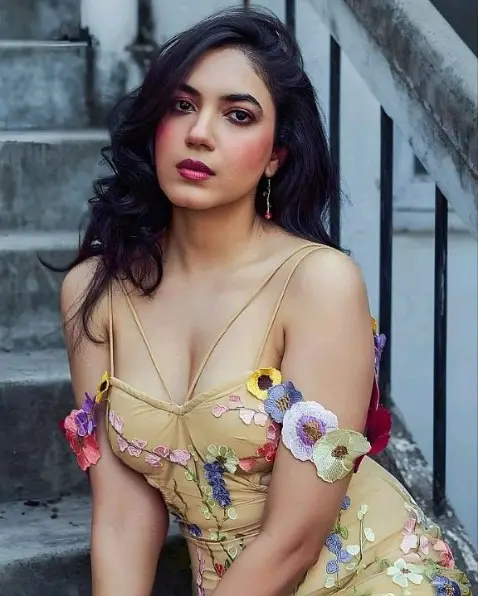 Book Call Girl in Andheri