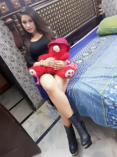 Sexy College Call Girl Service in Andheri - Himani Ahuja Call Girl Andheri